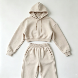 Completo Invernale da <span class=keywords><strong>Donna</strong></span>: Felpa con Cappuccio e <span class=keywords><strong>Pantaloni</strong></span> della <span class=keywords><strong>Tuta</strong></span>, Due Pezzi, Spalle Cadenti, Vestibilità Ampia, in Pile Pesante di Cotone con Stampa Serigrafica - Product Image 3