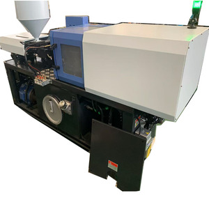 Machine de moulage par injection de plastique miniature de 30 tonnes - Product Image 6