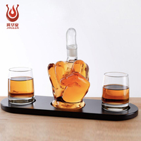 Ensemble de carafe à whisky en verre borosilicate en forme de doigt d'honneur avec un ensemble de verres à shot
