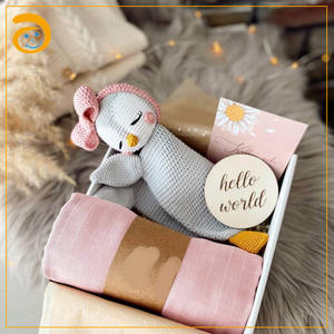 Amigurumi Pingouin Hochet Jouet Couverture d'emmaillotage en mousseline Boîte cadeau Hochet bio pour bébé <span class=keywords><strong>Attache</strong></span>-sucette Boîte cadeau personnalisée pour bébé - Product Image 2
