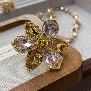 Pendentif <span class=keywords><strong>de</strong></span> Noël en argent sterling 925 original avec zircon doré, boucles d'oreilles <span class=keywords><strong>flocon</strong></span> <span class=keywords><strong>de</strong></span> <span class=keywords><strong>neige</strong></span>, perles pour bracelets et colliers DIY, cadeaux <span class=keywords><strong>de</strong></span> bijoux - Product Image 6