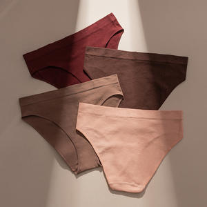 Женские бесшовные трусики - Product Image 2