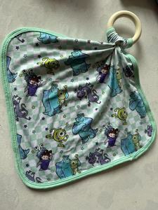 Handuk Saliva Serat Bambu Karakter Kartun Grosir Berkualitas Tinggi dengan Pola Karakter Lucu yang Menggemaskan - Product Image 3