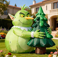 Modèle gonflable Grinch de 2,4 m câlinant un arbre avec lumières LED pour décoration de fête, de vacances, de jardin extérieur et présentation