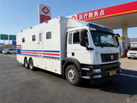 Véhicule d'ambulance multifonctionnel, camion de chirurgie mobile avec modules d'opération et de récupération