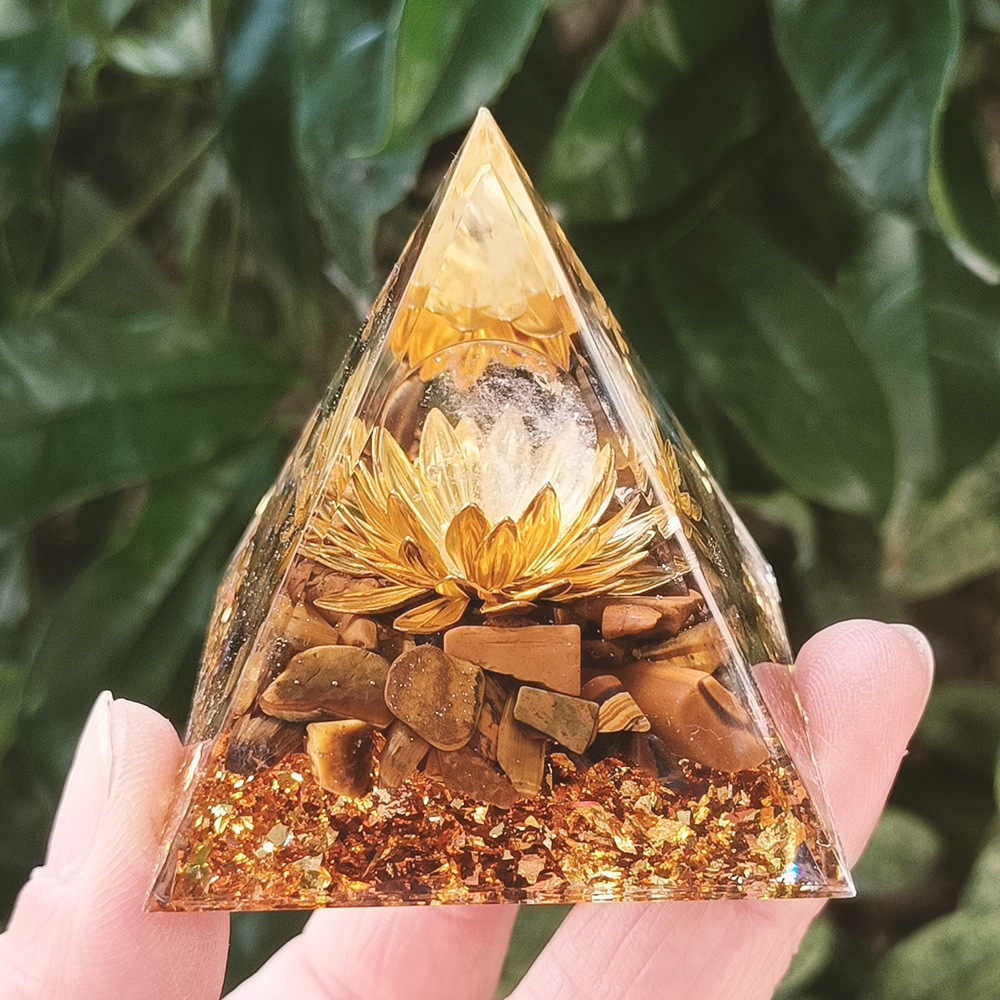 Boule de cristal blanche, lotus, pierre oeil de tigre