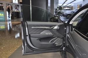 Zeeker 001 2026: <span class=keywords><strong>Auto</strong></span> Elettrica di Lusso di Alta Qualità con Autonomia 501-600km e Potenza 250-300kW - Product Image 5