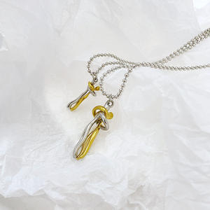 Collana in Acciaio Inossidabile con Pendente a Forma di Abbraccio per Coppie, Gioielli per Lui e Lei, Accessori per Adolescenti - Product Image 4