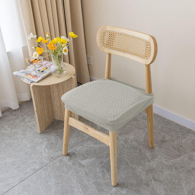 สีเทาอ่อน