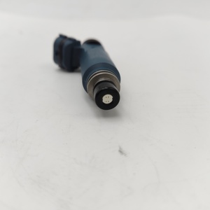 Inyector de Combustible 2320950040 para TOYOTA LAND CRUISER LEXUS LX470 4.7L <span class=keywords><strong>V8</strong></span> - Product Image 4