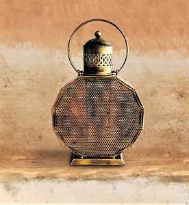 Candelabro Vintage de Metal antiguo, soporte de luz de té, lámpara Hurricane - Product Image 3