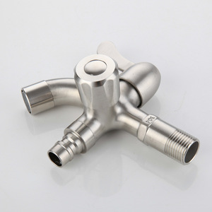 Grifo de Cocina Industrial Hemans de Acero Inoxidable 304, Doble Función, Monomando, Montado en la Pared, Modelo XMS-2010 - Product Image 1