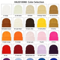 60 couleurs, motif écossais, impression en relief à l'image dessinée à la main, broderie de logo personnalisée, bonnets tricotés d'hiver classiques pour le voyage