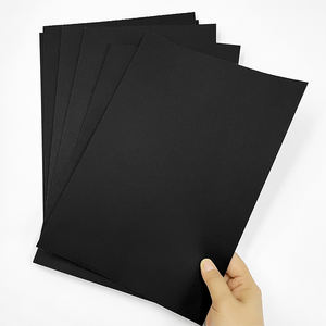 Fabricant de carton noir 250 g/m² Épaisseur du papier cartonné Carton dur de couleur <span class=keywords><strong>noire</strong></span> imprimé avec logo personnalisé - Product Image 3