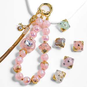 Cuentas sueltas de plástico de agujero recto de forma irregular para pulseras de materiales hechos a mano DIY accesorios de cadena de teléfono móvil - Product Image 1