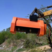 Mini Escavatore Skid Steer ad Alto Flusso con Trituratore Forestale e Cippatrice in Vendita