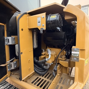 Excavadora Usada Caterpillar 306E2 de 6 Toneladas, Modelo 2022, Pocas Horas de Trabajo, Caja de Cambios, Motor, PLC, Precio Económico - Product Image 6