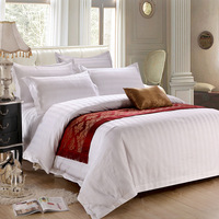 Parure de lit de luxe hôtelière 100% Coton 300TC tissé jetable toutes saisons moderne quatre pièces 1cm/3cm satin personnalisé Grade A 2.0m