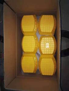 Tachuelas de Pavimento Elevadas de Plástico ABS con 3 Puntas Metálicas / Cuentas de Vidrio Reflectantes Tipo Ojo de Gato, Marcador de Pavimento Elevado - Product Image 4