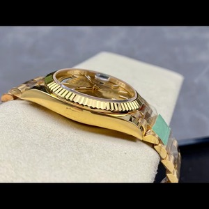 Montre automatique mécanique unisexe Drioshipping avec bracelet en acier inoxydable, double calendrier et fonction d'alarme de qualité - Product Image 3