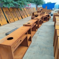 Table de barbecue moderne en acier Corten finition rouille, certification CE, taille 800-1000 mm, sécurité des flammes pour les fêtes de famille, utilisation en extérieur