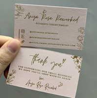 Cartes de visite de luxe en papier coton épais avec logo personnalisé, dorure à chaud et bords dorés, impression typographique