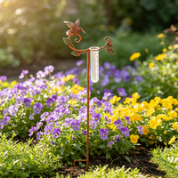 Pluviomètre rustique en métal OEM ODM en forme de colibri, piquets de jardin, décoration rustique pour la cour, la pelouse et l'extérieur