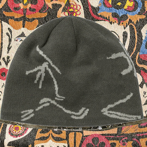 Gorro de Punto Casual de Otoño-Invierno con Estampado Digital de Letras y Dinosaurios, Cálido para Senderismo y Viajes al Aire Libre, con Característica de Tejido Común - Product Image 3