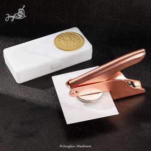 <span class=keywords><strong>Pince</strong></span> <span class=keywords><strong>à</strong></span> sceau auto-encreur portable <span class=keywords><strong>personnalisable</strong></span> en gros avec logo en relief pour usage bureautique et cadeaux d'affaires - Product Image 6