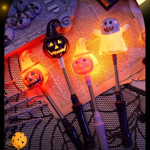 हेलोलीन ने हल्के-अप छोटे न्यूमलिस्ट डिजाइन जैक-ओ-लालटेन खिलौने स्विच किशोर-यूएसबी रिचार्जेबल एब्स सामग्री - Product Image 4