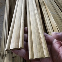 Tapis mural moderne en bois massif, cuisine en bois, plinthes, plinthes, plinthes, lignes lumineuses