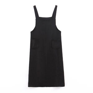 Nuevo Vestido Midi con Tirantes para Mujer Talla Grande, Cuello Cuadrado Negro, Silueta Recta N7061 - Product Image 1