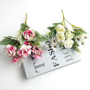 Bouquet artificiel de marguerites et de roses, arrangement de fleurs en soie de 28 cm pour la décoration de la maison et les accessoires de photographie - Product Image 3