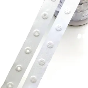 अनुकूलित आकार OKEO-100 तस्वीर बांधनेवाला पदार्थ बटन टेप कस्टम रंग प्लास्टिक परिधान कपड़ों के लिए तस्वीर बटन टेप बांधनेवाला पदार्थ टेप