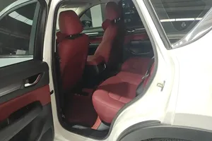 MAZDA <span class=keywords><strong>CX5</strong></span> <span class=keywords><strong>2024</strong></span> USADO, 2.0L, AUTOMÁTICO, 2WD, EDICIÓN COMFORT, 5 PUERTAS, 5 ASIENTOS, SUV DE GASOLINA, 155 CV, INHALACIÓN NATURAL, <span class=keywords><strong>CX5</strong></span> BLANCO CON DETALLES ROJOS - Product Image 6