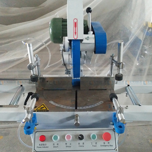 Scie à onglet motorisée EWORLD à tête unique de haute précision 1,1 kW pour la découpe de profilés PVC de fenêtres et de portes - Product Image 2