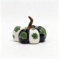 Figurine de citrouille en céramique à rayures verticales noires et blanches, décoration d'intérieur pour Halloween, ornement de table