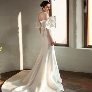 <span class=keywords><strong>Robe</strong></span> <span class=keywords><strong>de</strong></span> <span class=keywords><strong>mariée</strong></span> rétro en satin léger, épaules dénudées, coupe ajustée, élégante et simple, avec traîne, personnalisable - Product Image 5