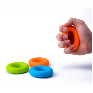 2022 gran oferta deportes y entretenimiento ejercitador de mano camilla de dedo de silicona y fortalecedor equipo de entrenamiento anillo de agarre - Product Image 1