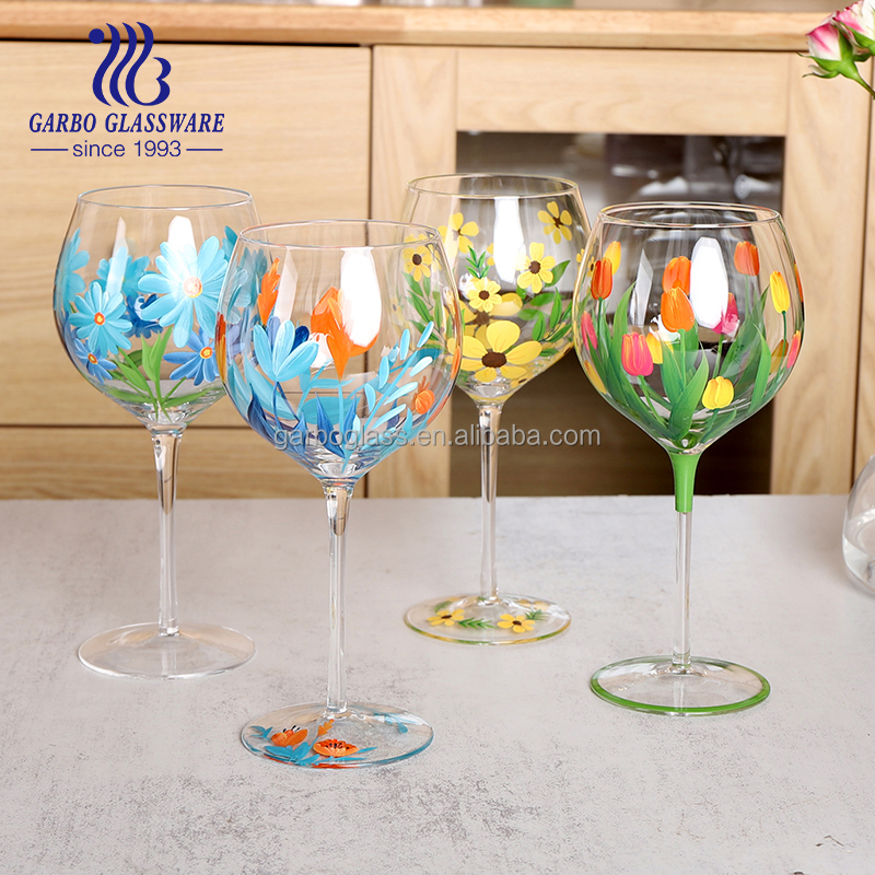 Joli verre à vin en cristal peint à la main sur le thème des insectes libellules coccinelles et bourdons - L'Atelier du Mille Pattes