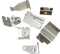 Support de fixation en métal pour moulures de couronne, accessoires de pliage et d'estampage en acier inoxydable personnalisés pour scies à onglets