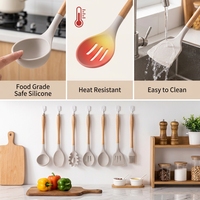 Ustensiles de cuisine en silicone résistant à la chaleur avec manche en bois pour ustensiles de cuisson antiadhésifs : spatule, cuillère, brosse, fouet, pince, louche