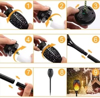 Lampe torche solaire à flamme à LED pour l'extérieur Contrôle intelligent de la lumière Induction LED Lampadaires solaires à flamme pour le jardin