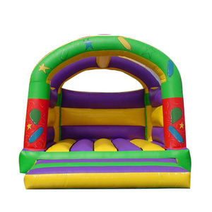 Château gonflable commercial <span class=keywords><strong>4x4</strong></span> rose pour fêtes d'enfants, utilisation extérieure, certifié CE, en PVC, idéal pour la <span class=keywords><strong>location</strong></span> lors de fêtes d'enfants - Product Image 2