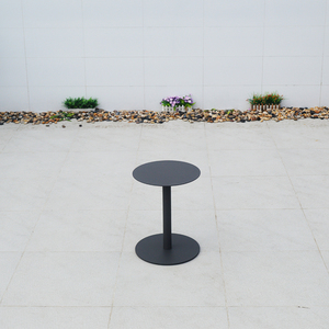 Table de salle à manger légère en aluminium pour patio, table basse d'extérieur pour hôpital, hôtel, école, villa, plage, entrepôt, salle de sport - Product Image 1