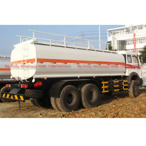 Camions à réservoir d'eau tout-terrain Baotou Beiben 6*6 à transmission intégrale, pneus tout-terrain du désert 14.00R20 à vendre - Product Image 3