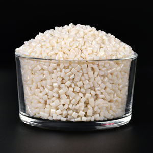 Granulés TPU Su Master SD1685U - Tensile |   Élastique |   Résistant aux déchirures |   Équipement sportif de qualité - Product Image 2