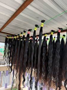 Cheveux naturels extra longs de temple d'Inde du Sud, texture raide ou ondulée, mèches de cheveux bruts pour extensions - Product Image 3