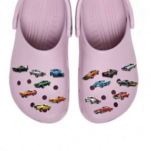 Breloques de chaussures en acrylique écologiques pour Clog, avec divers motifs de voitures de sport rétro, aux couleurs vives - Product Image 6