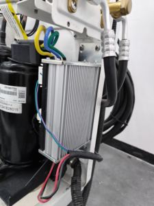 Aire Acondicionado Split <span class=keywords><strong>CARTOUR</strong></span> CST22 12V/24V con Enfriador y Calefactor para Camión/Auto/Furgoneta/RV - Sistema de Reequipamiento/Actualización - Product Image 6